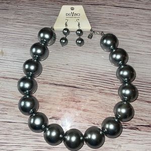 Gorgeous DaVinci Lead & Nickel Safe Glass Bead Necklace & Earrings Set